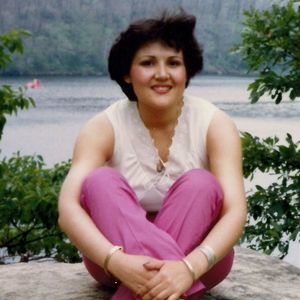 Meet your Posher, Hamida